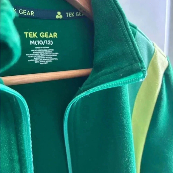Tek Gear size 10/12 unisex track jacket in green.Retro look.Lightweight athletic - Picture 3 of 3